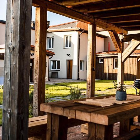 Apartmany Zeme Nove Mesto pod Smrkem Extérieur photo